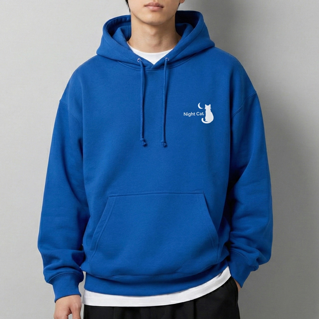 【Night Cat】ロゴ入り スウェットプルオーバーパーカー 10oz 裏パイル（ロイヤルブルー） 猫 ロゴ かわいい カッコいい クール ストリート 韓国 ファッション