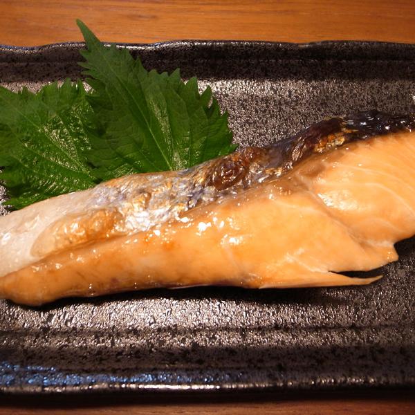 三協水産 北海道日高沖 船上活〆サクラマス半身 SISK