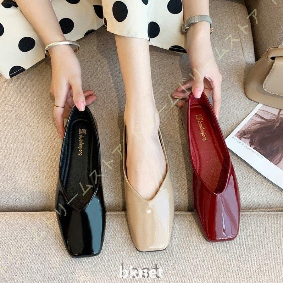 フラットシューズ レディース スリッポン 仕事用 立ち仕事 パンプス 疲れない ローヒール 痛くない ぺたんこ 歩きやすい 長時間 大きいサイズ 黒 赤 白