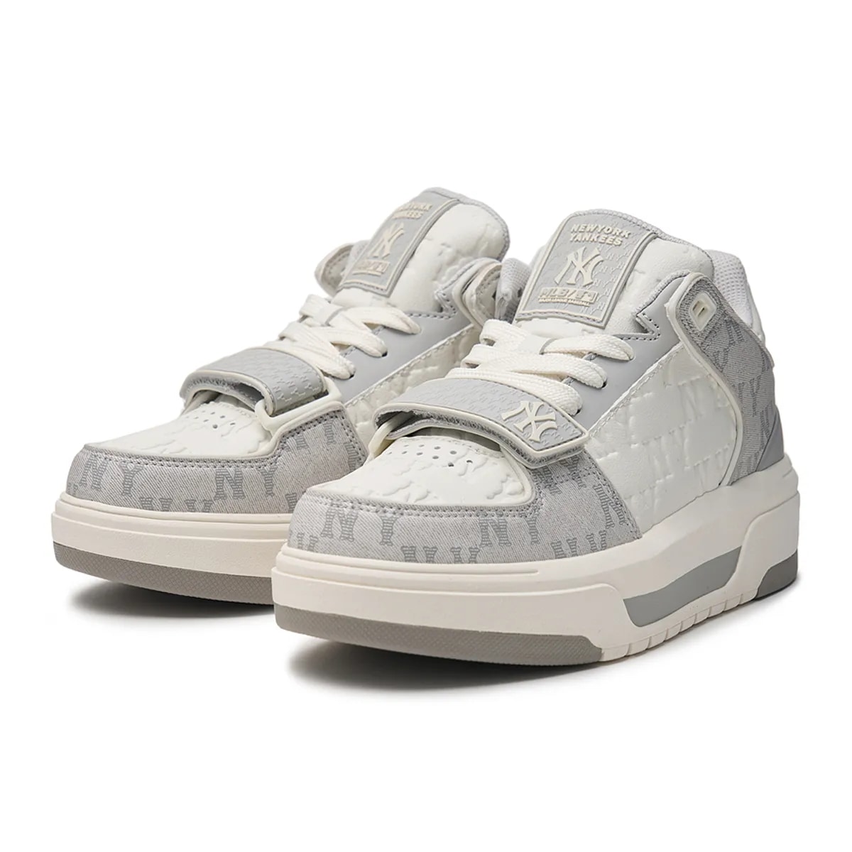 korea 大人気 厚底ロゴスニーカー