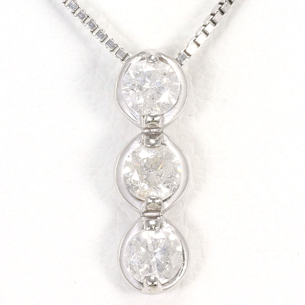 K18 18金 WG ホワイトゴールド ネックレス ダイヤモンド 0.25ct 総重量約1.6g 約40cm 中古