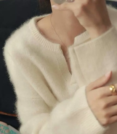 デート ニットソー ざっくりニット 長袖 ラウンドネック もこもこ ふわふわ ウール 可愛い きれいめ 上品 おしゃれ かっこいい 可愛い ラブリー キュート ガーリー クール モード系