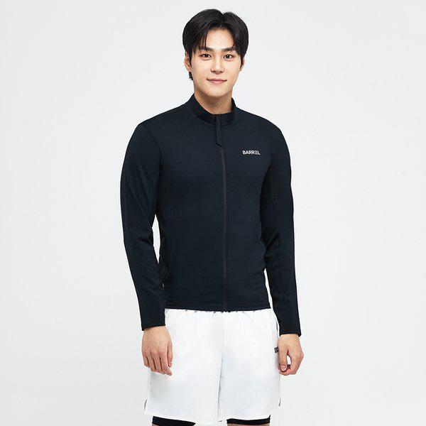 [] マン エッセンシャル スタンダードフィット ジップアップ ラッシュガード ブラック (B4SMWZR101BLK)