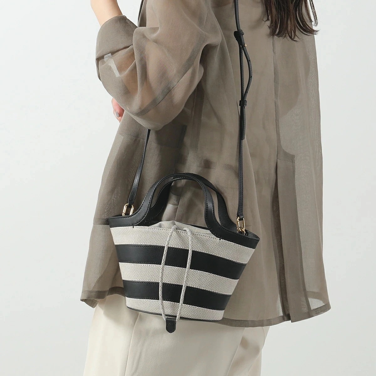 Furla フルラ バスケットバッグ VORTICE ヴォルティチェ WE00728 BX3542 レディース ストライプ ハンドバッグ ショルダーバッグ 鞄 TON00/TONI-NERO 【meg