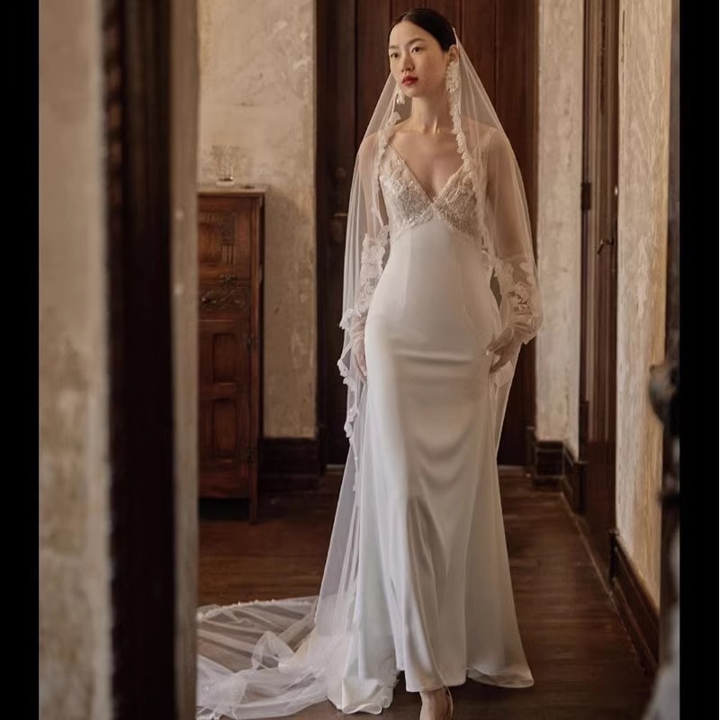 フランス式ライトウェディングドレスv襟レトロ花嫁結婚シンプルレースウェルカム高級感のあるお出かけチュールセクシードレス