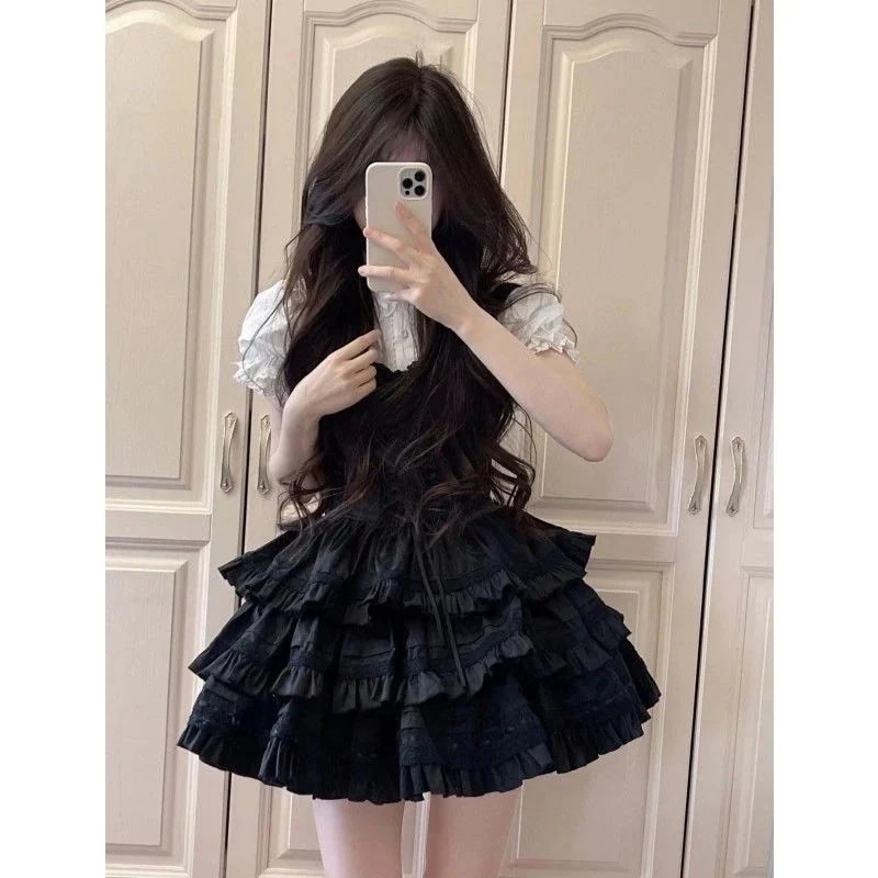 韓国の甘いスパイスガールズデザインセンススーツドレスレーススプライシングシャツ蓮の葉エッジウエストパフスカートスリング潮 5,665円