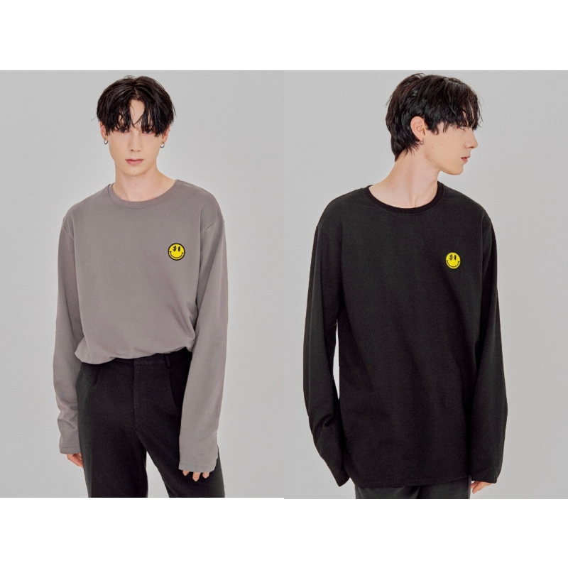 韓国公式ブランド D.XO.H /( TWICE 着用) SMILE sleeve 2color ロングスリーブ