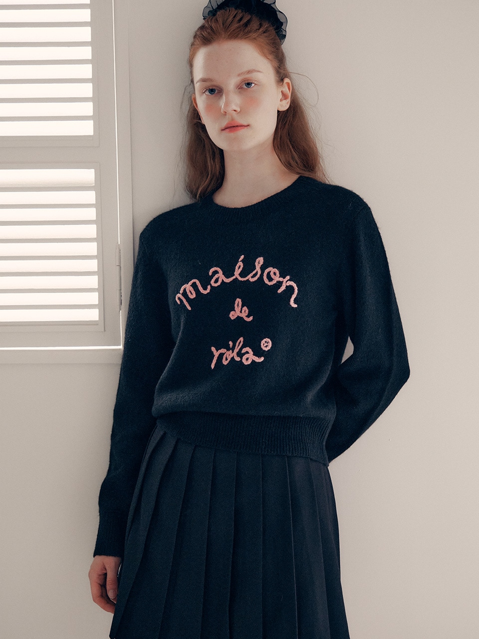 MAISON DE ROLA EMBROIDERY KNIT BLACK 6,984円