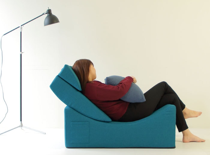 クレセントイレ　ソファ