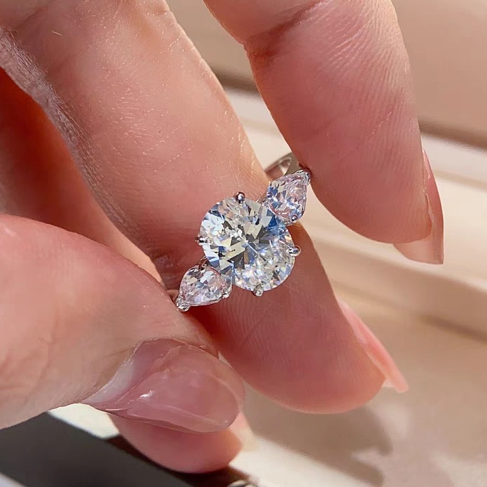 指輪 リング レディース オーバル プラチナ 加工 婚約指輪 結婚指輪 誕生日 プレゼント 結婚記念日 女性 彼女 妻 嫁 エンゲージリング プロポーズ 母 クリスマス シンプル 金属アレルギー対応