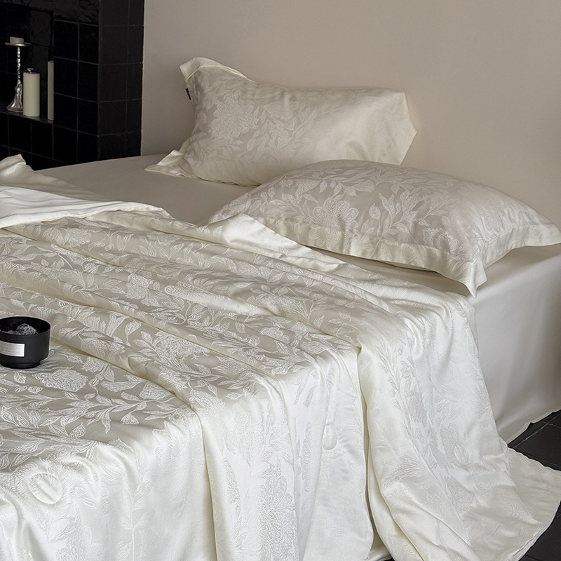 60蘭のジンジャーティアンシジャックヤック裸の眠っているエアコンは夏にキルティングされていてキルティングされています r n1001-月と秋のローレル - 白[クールでクールな感じ肌にやさしい睡眠