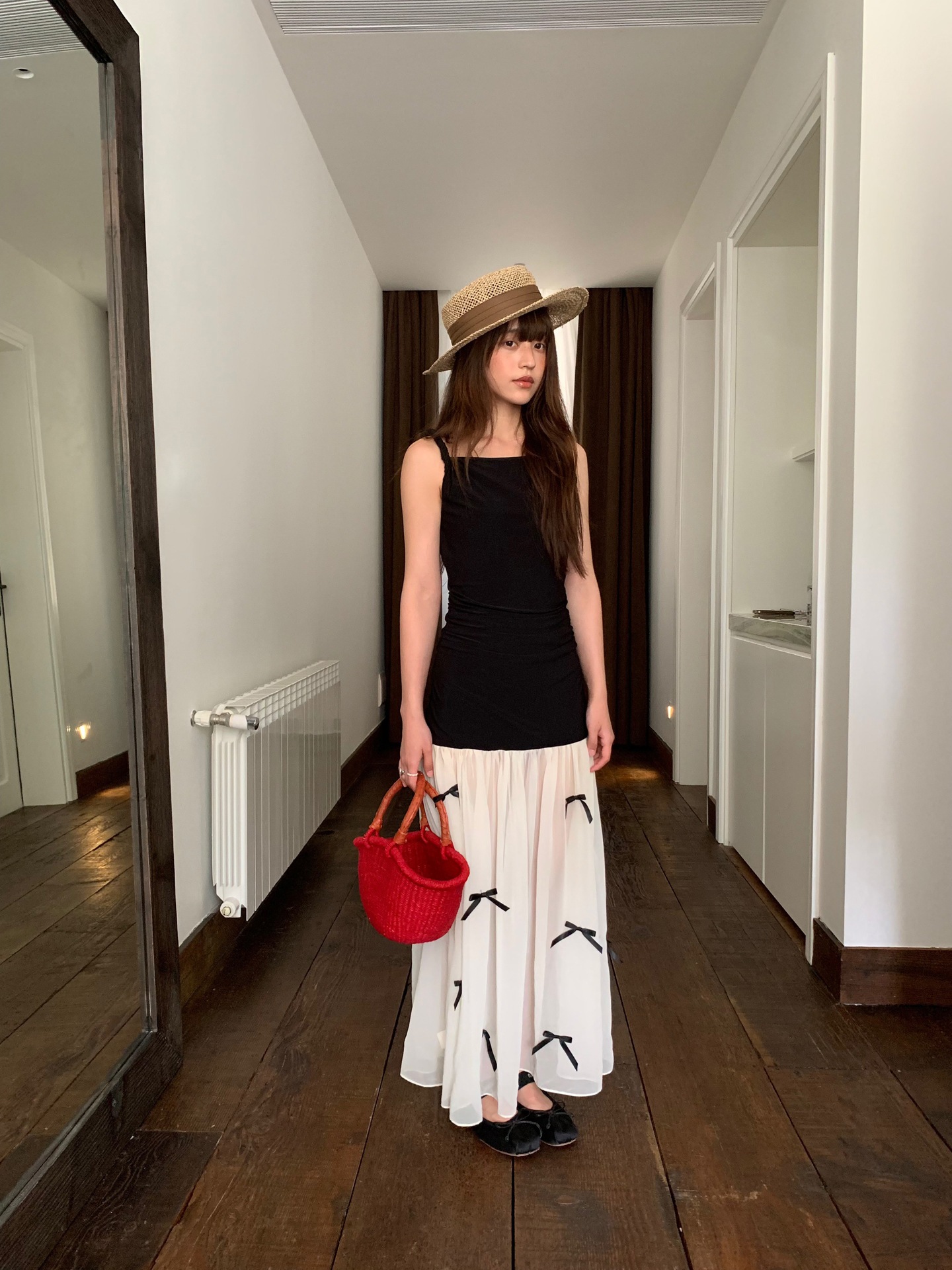 夏のモデル25夏のフランス式のヘボン風の気質はやせています