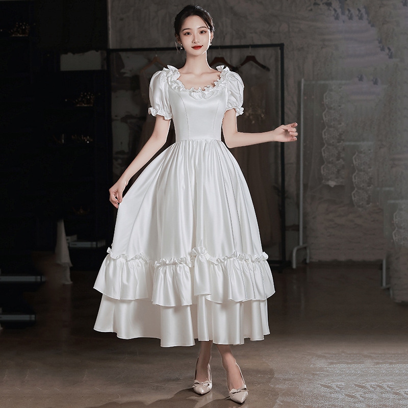 白いイブニングドレスレトロなサテンのウェディングドレス花嫁のドレス登録用の小さな白いドレス妖精の宮殿風のプリンセス