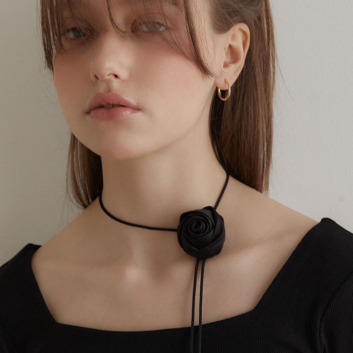 Glory Rosette Loop Tie 2色 おしゃれ アイドル愛用ブランド 韓国人気 韓国ファッション