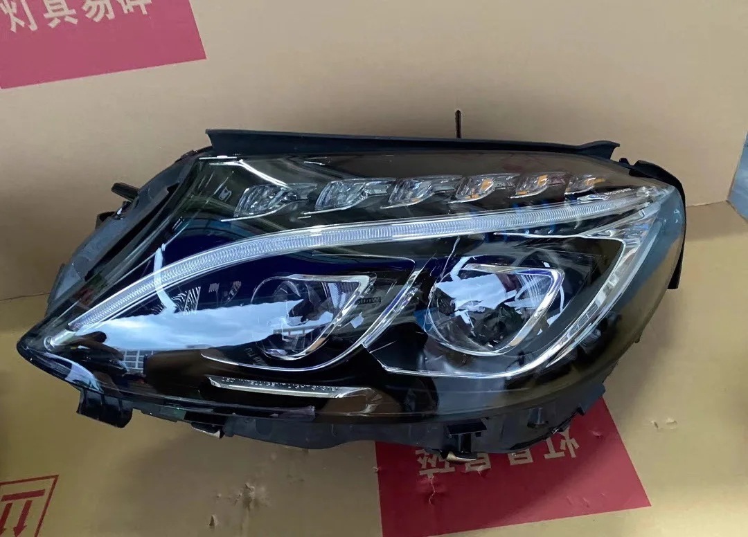 メルセデス・ベンツ W205 C300 C200 純正スタイル ヘッドライト 輸入品