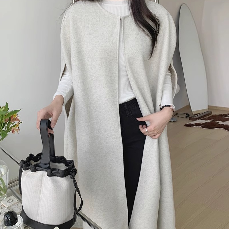 レディース トップス ベスト 上着 ロング 羽織 前開き 袖なし ノースリーブ ラウンドネック 前開き かわいい 大人可愛い きれいめ シンプル 上品 おしゃれ こなれ感 ラフ 個性的 クール 主役級 5,702円