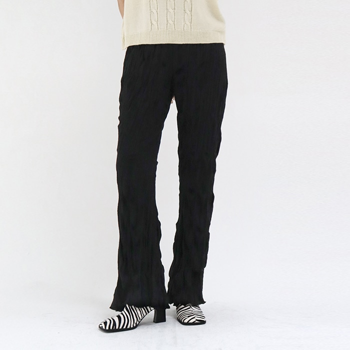 Chic Pants [Black] 7,769円