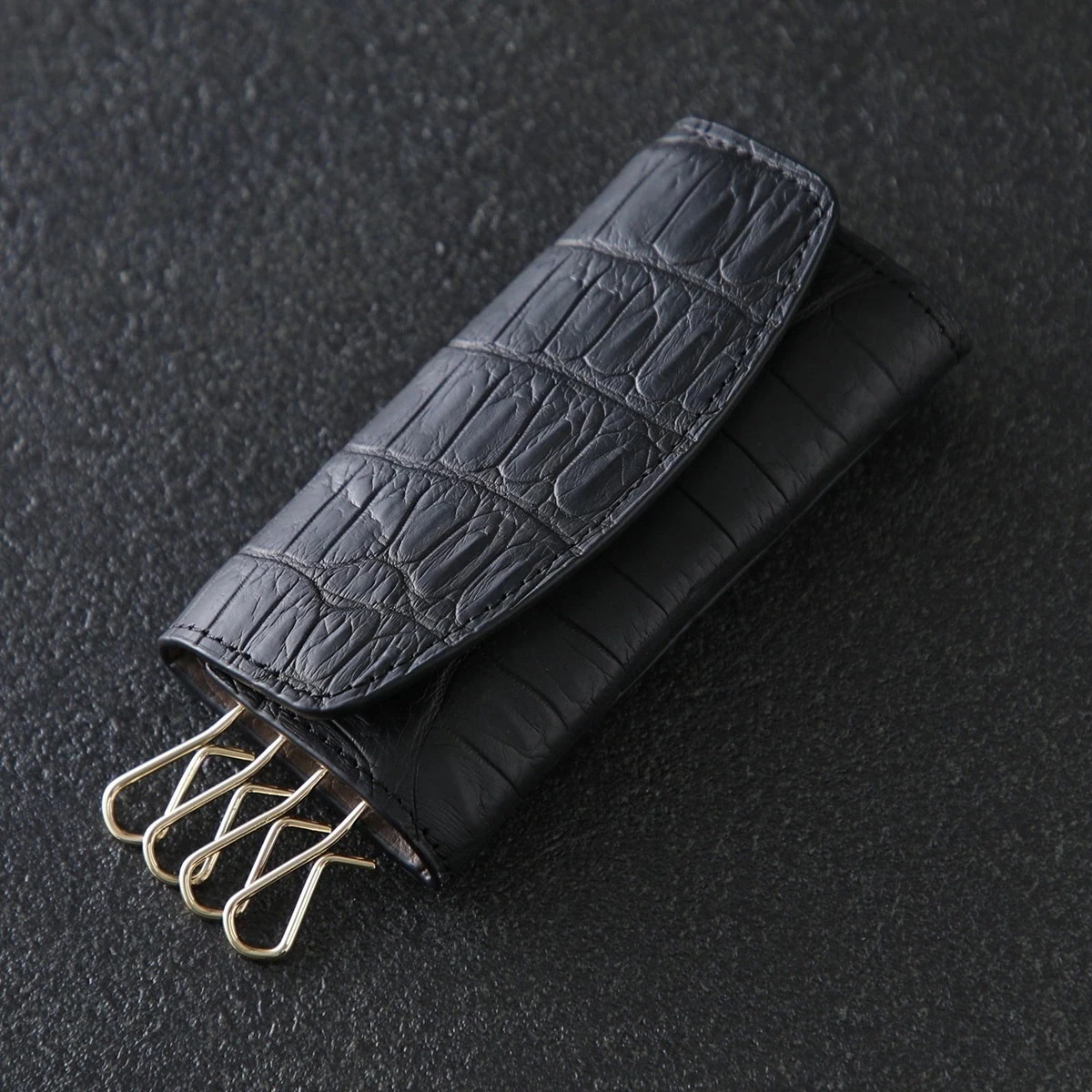 The R ザアール リアルクロコダイル キーケース 9948 メンズ バイカラーレザー 4連 ポケット付き BKTP/ブラック×ブラウン