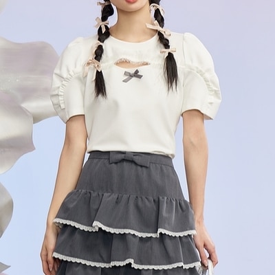 トップス カットソー 半袖 ラウンドネック プルオーバー ミディアム丈 カットアウトデザイン 胸元 リボン 可愛い かわいい 大人可愛い きれいめ シンプル 上品 レトロ おしゃれ かっこいい