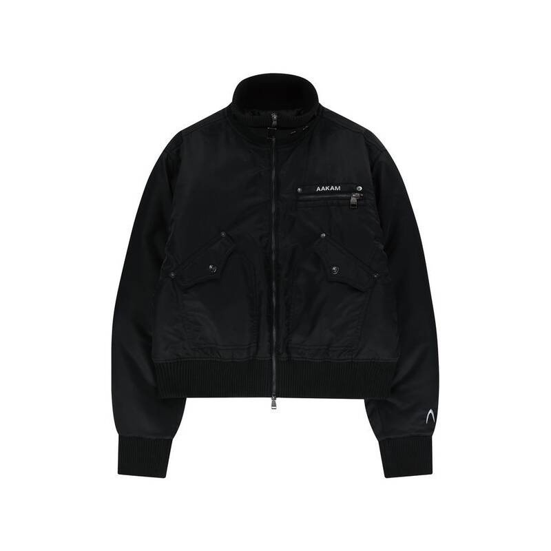 アカム AAKAM ハイネックボンバージャケット ブラック 499604