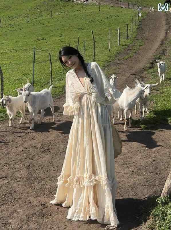 ワンピース ドレス レディース フランスの レトロ 森の スタイル Vネックの 背中が 開いた フリルの ドレス 夏の 海辺の 休日 ロング スカート コットンと リネンの フェアリー