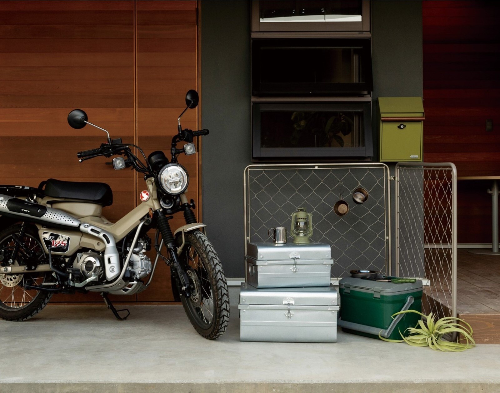 パーテーション フェンス 間仕切り 衝立 おしゃれ インダストリアル インテリアスクリーン DIY素材 マット仕上げ ついたて 90x90cm パーティション