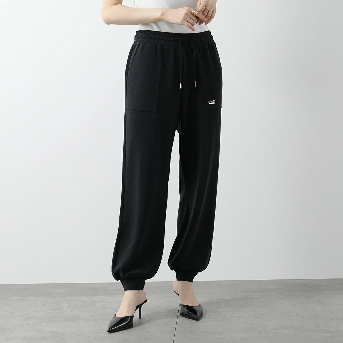 EA7 EMPORIO ARMANI エアセッテ エンポリオアルマーニ ジョガーパンツ 6DTP61 TJZBZ レディース イージーパンツ ロゴ 0210 BLACK