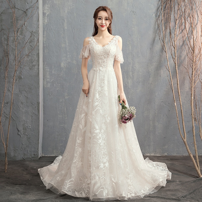 ウェディングドレス 白 花嫁 結婚式 ドレス Aラインドレス 花嫁 挙式 二次会 ブライダル 結婚式 レディース ロングドレス 袖あり白 レース プリンセスライン 撮影 編み上げ式