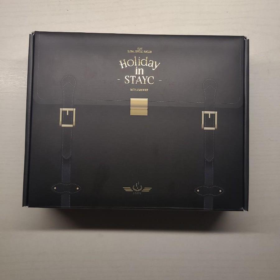 [ 公式 ] STAYC Official GLOBAL Fan Club [SWITH] 1st KIT (No Membership Card)