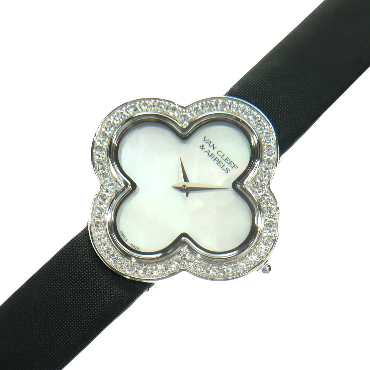 【新品同様】アルハンブラ ウォッチ ARM95800 K18WG 750 ホワイトゴールド ダイヤモンド 白蝶貝 マザーオブパール レディース 腕時計 クォーツ QZ