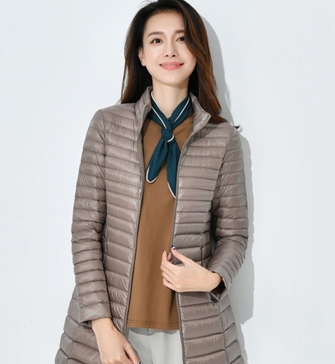 アウター デート モテアイテム 上着 ミモレ丈 長袖 モコモコ ふわふわ ダウン 可愛い きれいめ 上品 おしゃれ かっこいい 可愛い ラブリー キュート ガーリー クール モード系 セクシー