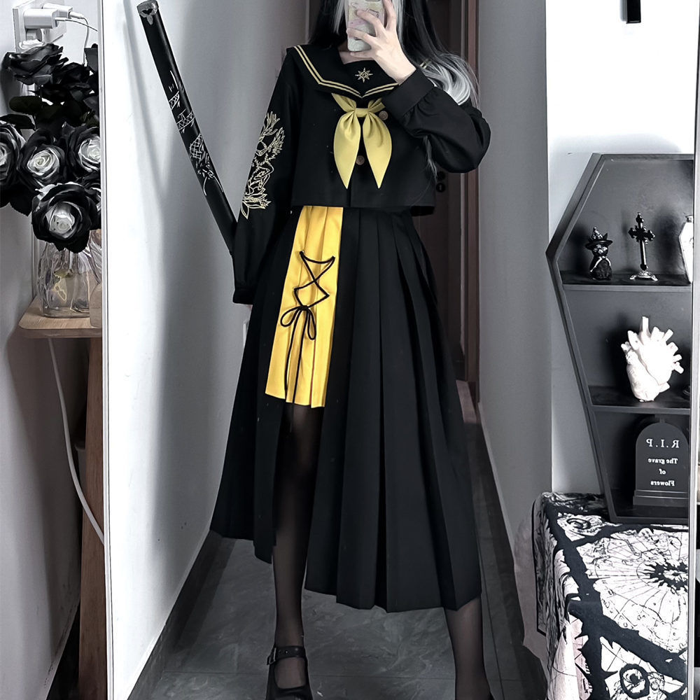 【高.品.質】セーラー服 パーティー コスプレ 悪魔 化け物 変装 学園祭 クリスマス 仮装 赤 衣装 お化け 文化祭:サイ 女性 定番ヤンキー 姐ギャル コスプレ 体育祭 女子高生 スーツ 長袖 ハ