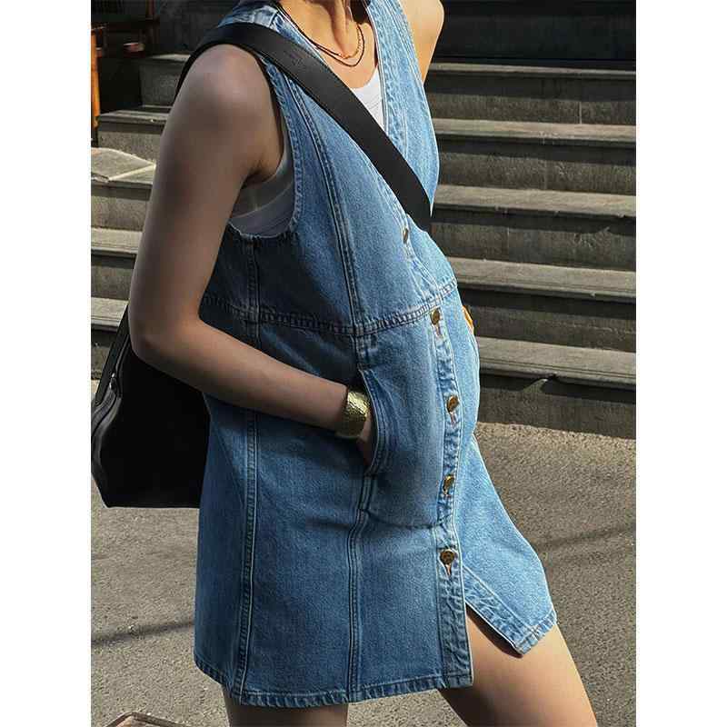 【送料無料】デニムワンピース レディース ノースリーブ Vネック シングルブレスト ボタン ポケット 夏 ミニ丈 青 カジュアル シングル