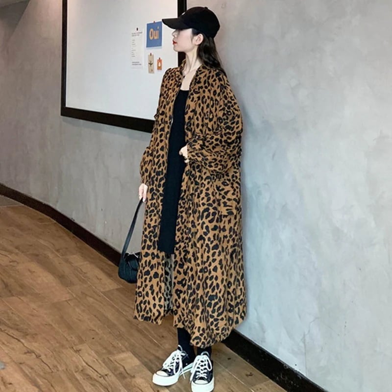 レオパード柄 ロング丈 ジャケット コート アウター 上着 ロングコート ロング 袖あり 長袖 襟付き ファスナー ポケット 前開き かわいい 大人可愛い カジュアル 大人 おしゃれ お洒落 大人女子