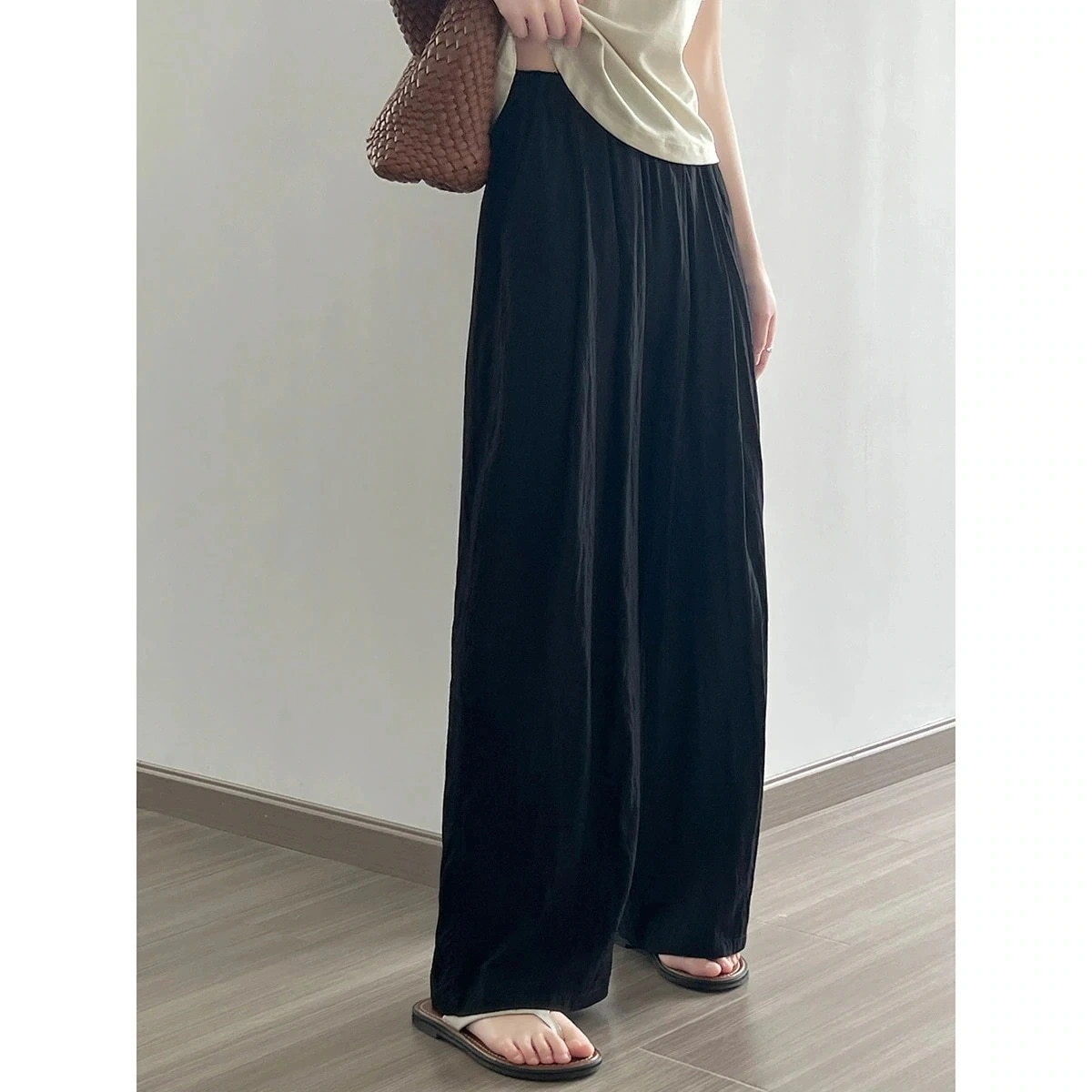 一番安い 女性の薄手カジュアルパンツ