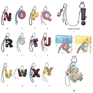 ラブブ キーホルダー