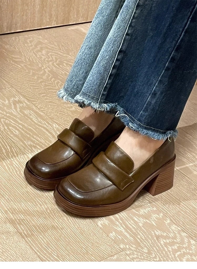 INSスタイル メリージェーンシューズ ヒール 足に疲れない 厚底 レトロ ギャザリング シングル スクエアトゥ 楽福靴 エレガント パンプス 5,439円