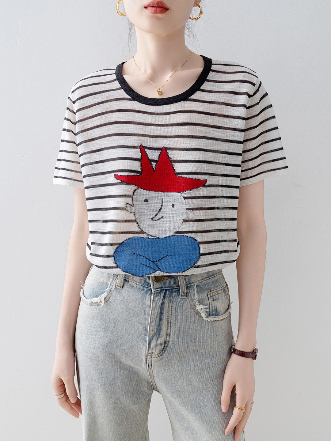 【1点ご購入 で10点プレゼントいたします】正肩ストライプゆったりクルーネック半袖Tシャツ今年はレディース2025薄手ニットトップスが流行