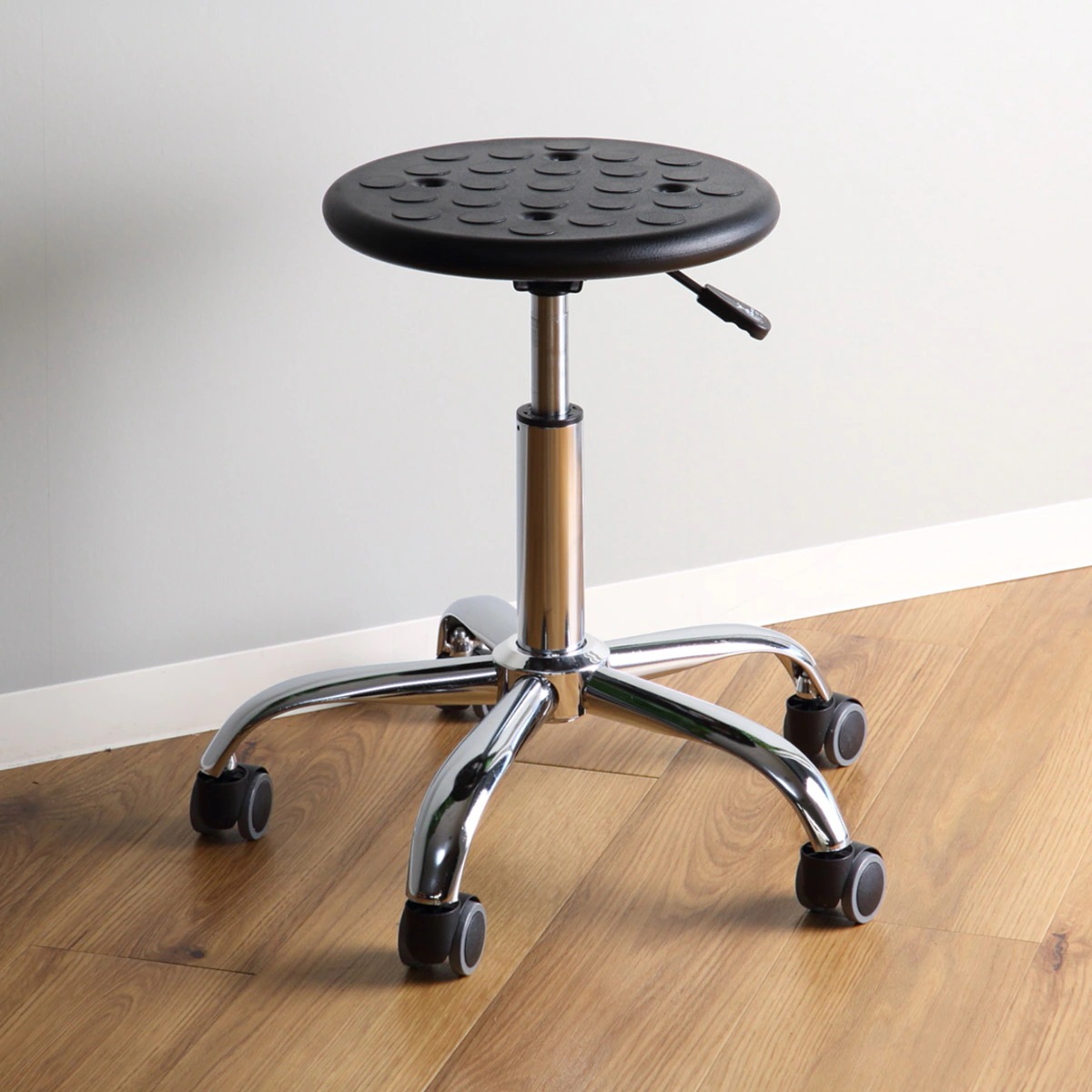 スツール 丸 キャスター 昇降 回転 座面高43ー56cm スチール パイプ 椅子 チェア いす 高さ調節 完成品 日本製 背もたれなし 360度 回る 昇降式