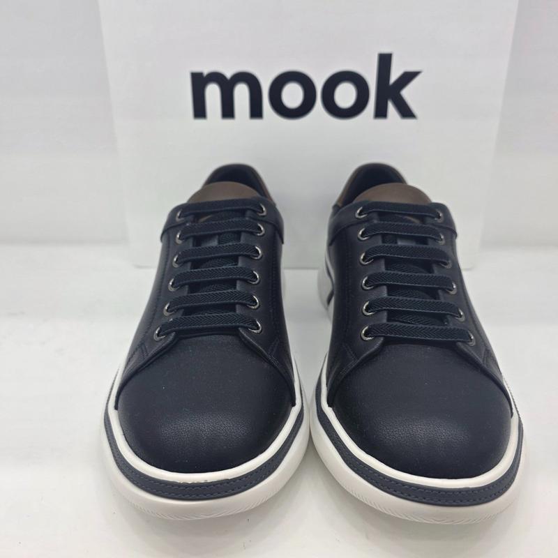 シンプルなカジュアルスニーカー 512301 ブラック AA_CC