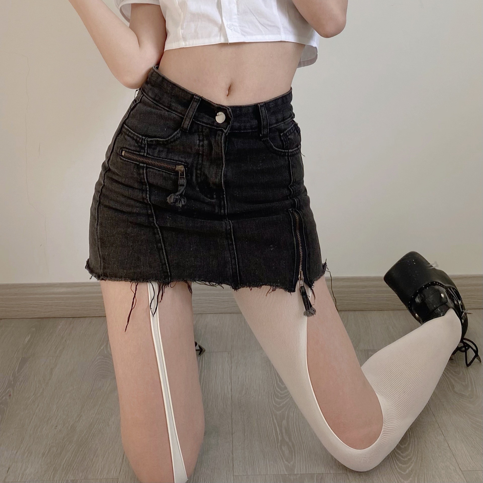 【1つ買うと10つ無料】純粋な貪欲な白い 非対称サスペンダーリッピングソックス薄い黒いストッキングダークロマンチックなパンストフルなジャンプスーツ