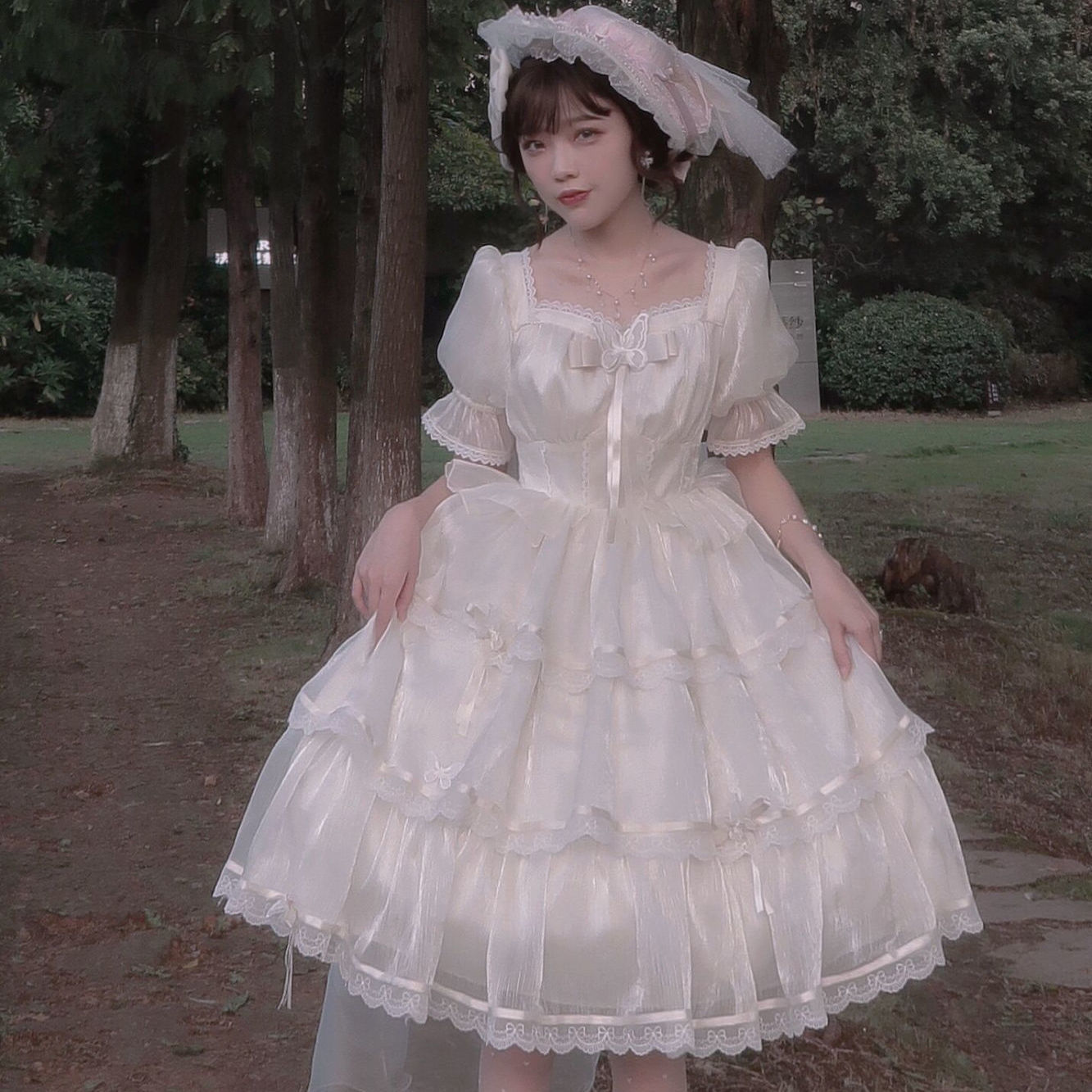 ロリータスカートロリータの半袖ワンピースロリータの夏の花嫁の華麗なフランスの甘いスカート