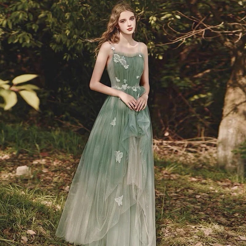 【2枚購入で 3oo円OFF！】サスペンダードレススーパーグリーンフォレスト風ホストチュチュスカート誕生日パーティー成人式ドレススカート