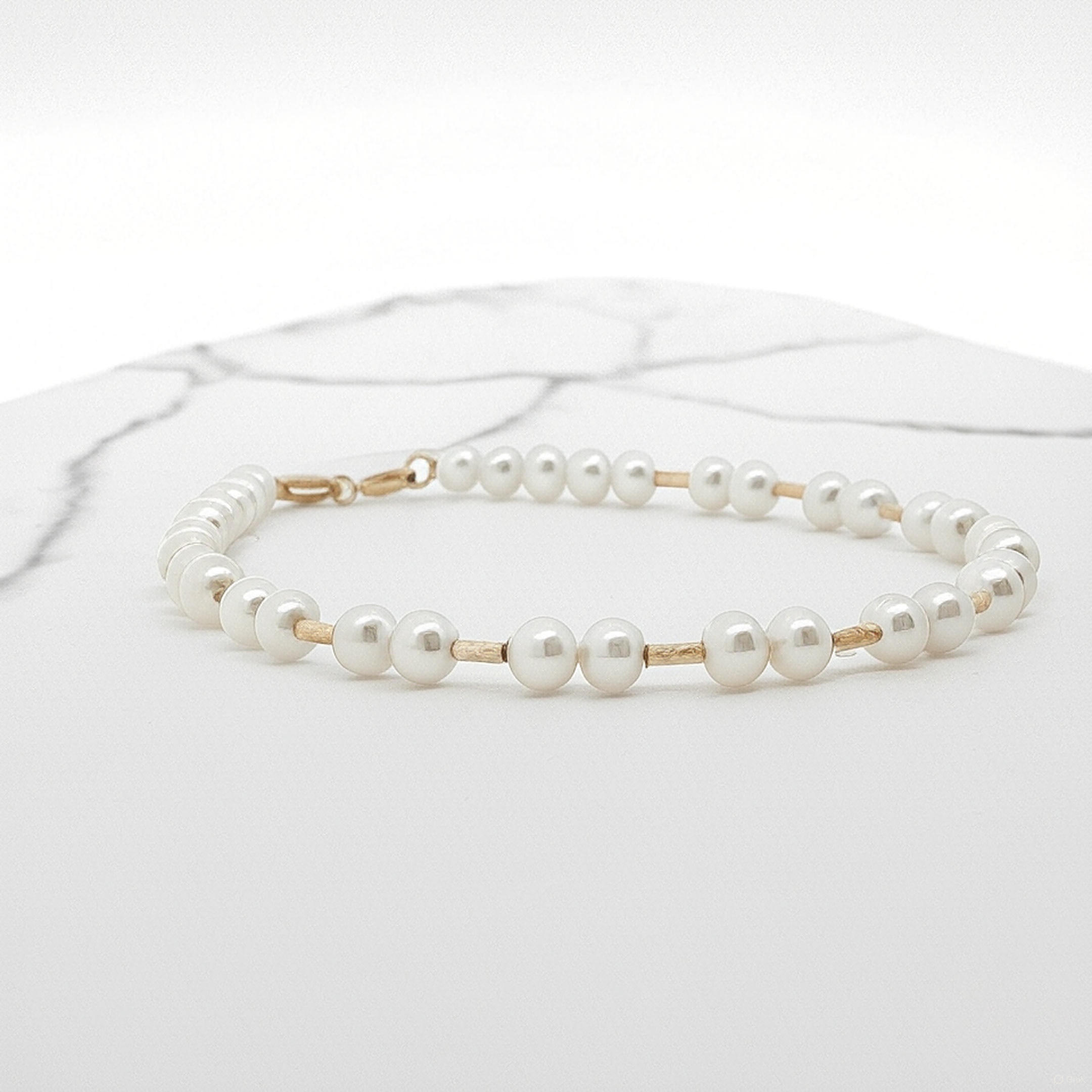 18Kゴールド淡水パールブレスレット 6.5インチラウンドビーズ