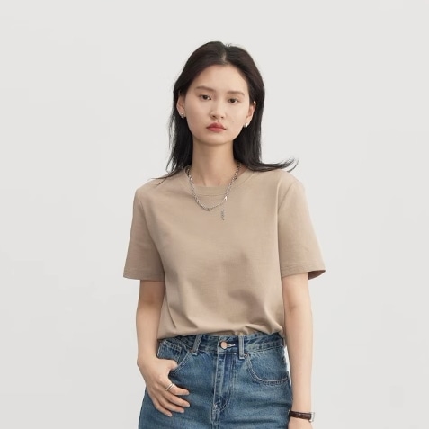 トップス Tシャツ 白シャツ ミディアム丈 袖あり 半袖 ラウンドネック 襟なし 綿 かわいい 大人可愛い シンプル カジュアル 大人 上品 おしゃれ かっこいい レトロ 大人女子 こなれ感 ラフ