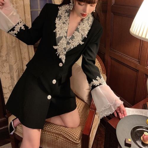 【即納】アウター テーラードジャケット ロングジャケット オルチャン 韓国 可愛い 無地 Vネック 秋 冬 長袖 レース エレガント フェミニン お呼ばれ 顔合わせ 食事会 同窓会 モテる 男ウケ レ