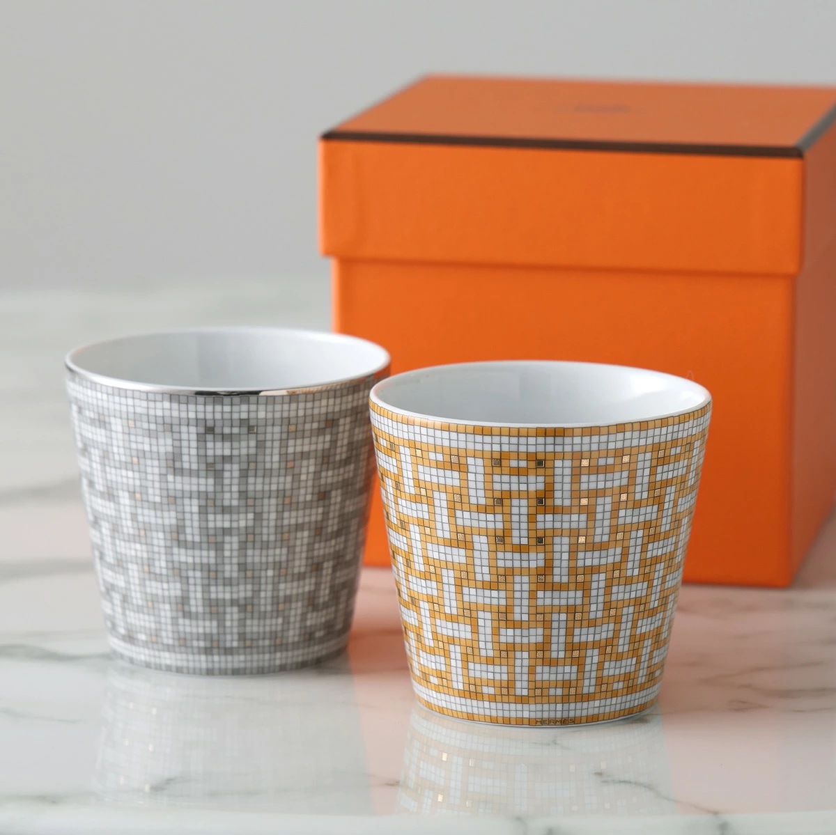 HERMES エルメス カップ 300ml モザイク ヴァンキャトル Gobelet Masaique au 24 026040P 035040P レディース メンズ カラー2色【返品交換不可】