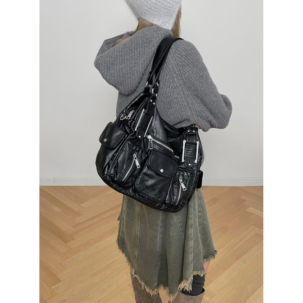 ブラックアップデットビンテージレザーショルダーバッグ