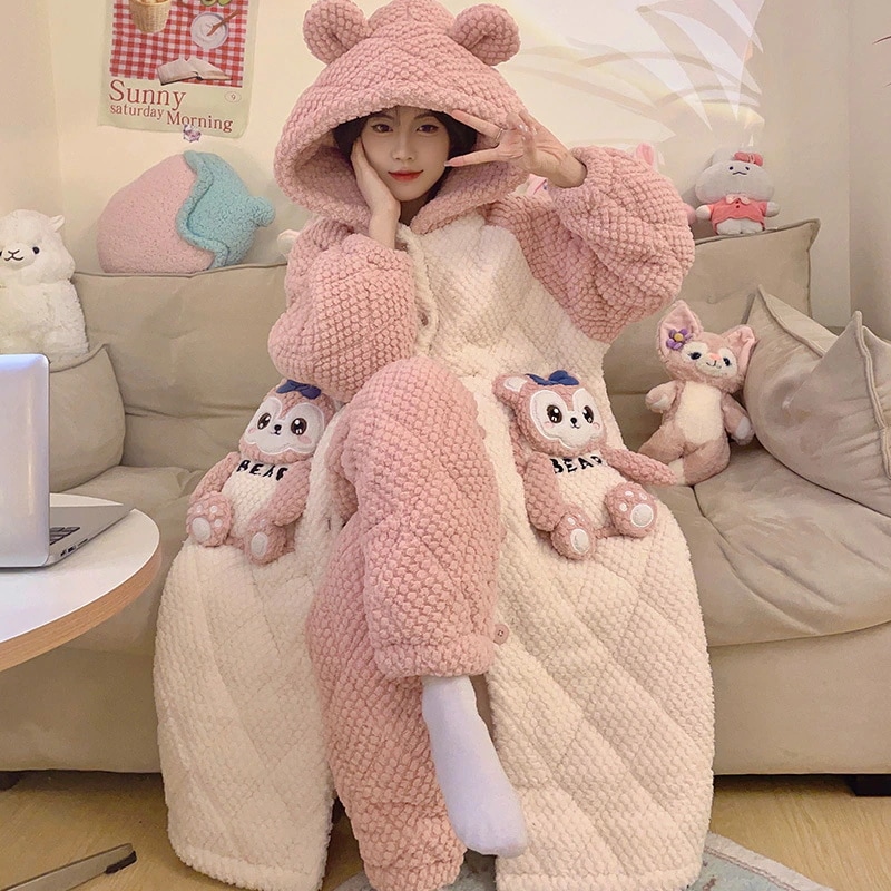 サンゴのベルベットの寝衣女性冬の新しい三層綿のパジャマフランネルのかわいい大きなサイズの保温家庭服