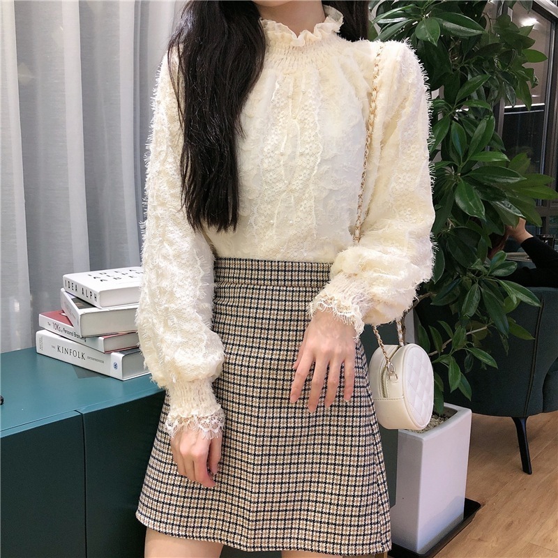 レトロ風 トップス ブラウス レディース 秋冬 春 かわいい きれいめ 長袖 ボリューム袖 パフスリーブ 萌袖 フリル袖 フリルカラー スタンドカラー フリル ふわふわ 透け感 オフホワイト 春カラー
